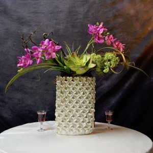 Rosdorf Park Mixed Centerpiece in Decorative Vase ROSP7026
